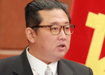 পিয়ংইয়ং পারমাণবিক হামলা চালানোর হুশিয়ারী দিলো কিম