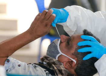 বিশ্বে ফের বাড়ছে করোনা সংক্রমণ