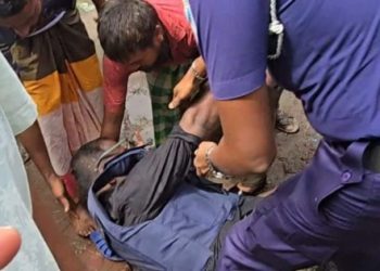 গাড়ি থেকে টাকা তোলার প্রতিবাদ করায় এএসপির ওপর হামলা