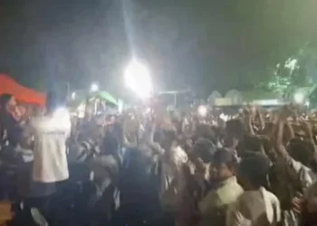 চাকসুর ফল কারচুপির অভিযোগে শাহবাগে ছাত্রদলের অবস্থান