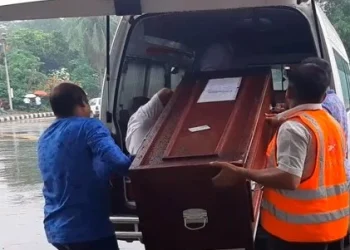 চাঁদার টাকায় দেশে ফিরছে রেমিট্যান্স যোদ্ধাদের মরদেহ