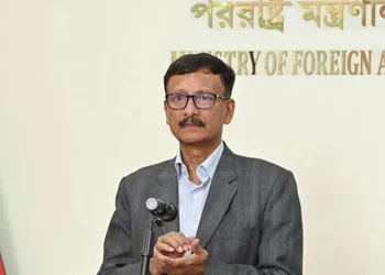 ‘বিভিন্ন দেশের ভিসা জটিল হয়ে গেছে, আমাদের ঘর গোছাতে হবে’