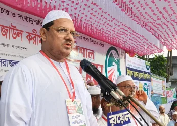 জবাবদিহির অভাবেই ফ্যাসিবাদ তৈরি হয় : চরমোনাই পীর