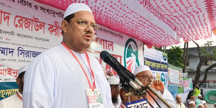 জবাবদিহির অভাবেই ফ্যাসিবাদ তৈরি হয় : চরমোনাই পীর