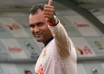 পদত্যাগ করছেন সালাহউদ্দিন