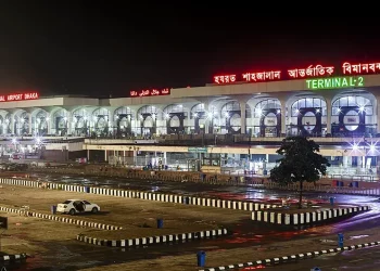 শাহজালাল বিমানবন্দরে আগুনের ধোঁয়া, যাত্রীরা আতঙ্কিত