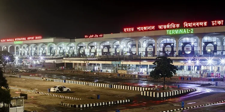 শাহজালাল বিমানবন্দরে আগুনের ধোঁয়া, যাত্রীরা আতঙ্কিত