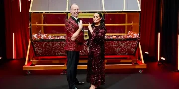 বিগ টিকিটে ব্র্যান্ড নিউ বিলাসবহুল গাড়ি জিতলেন বাংলাদেশি প্রবাসী